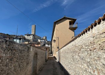 Foto 2 - Quadrilocale Vicolo delle Murelle, Spoleto - foto 2