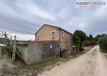 Foto 4 - Rustico via monte sibilla, Monsampolo del Tronto - foto 4