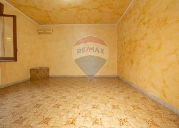 Stanza vuota - Casa indipendente via E. A. Mario 1 Trav.
 
12, Casoria - foto 14