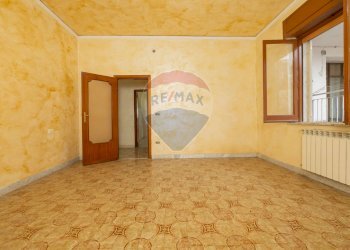 Stanza vuota - Casa indipendente via E. A. Mario 1 Trav.
 
12, Casoria - foto 16