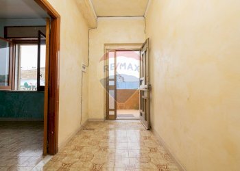 Hall / corridoio - Casa indipendente via E. A. Mario 1 Trav.
 
12, Casoria - foto 19