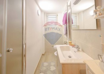 Bagno - Trilocale Via Carrara
 
29, Bitonto - foto 8