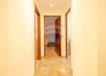 Hall / corridoio - Trilocale Via Carrara
 
29, Bitonto - foto 9