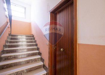 Scale - Appartamento Via Marina
 
125, Fiumefreddo di Sicilia - foto 11