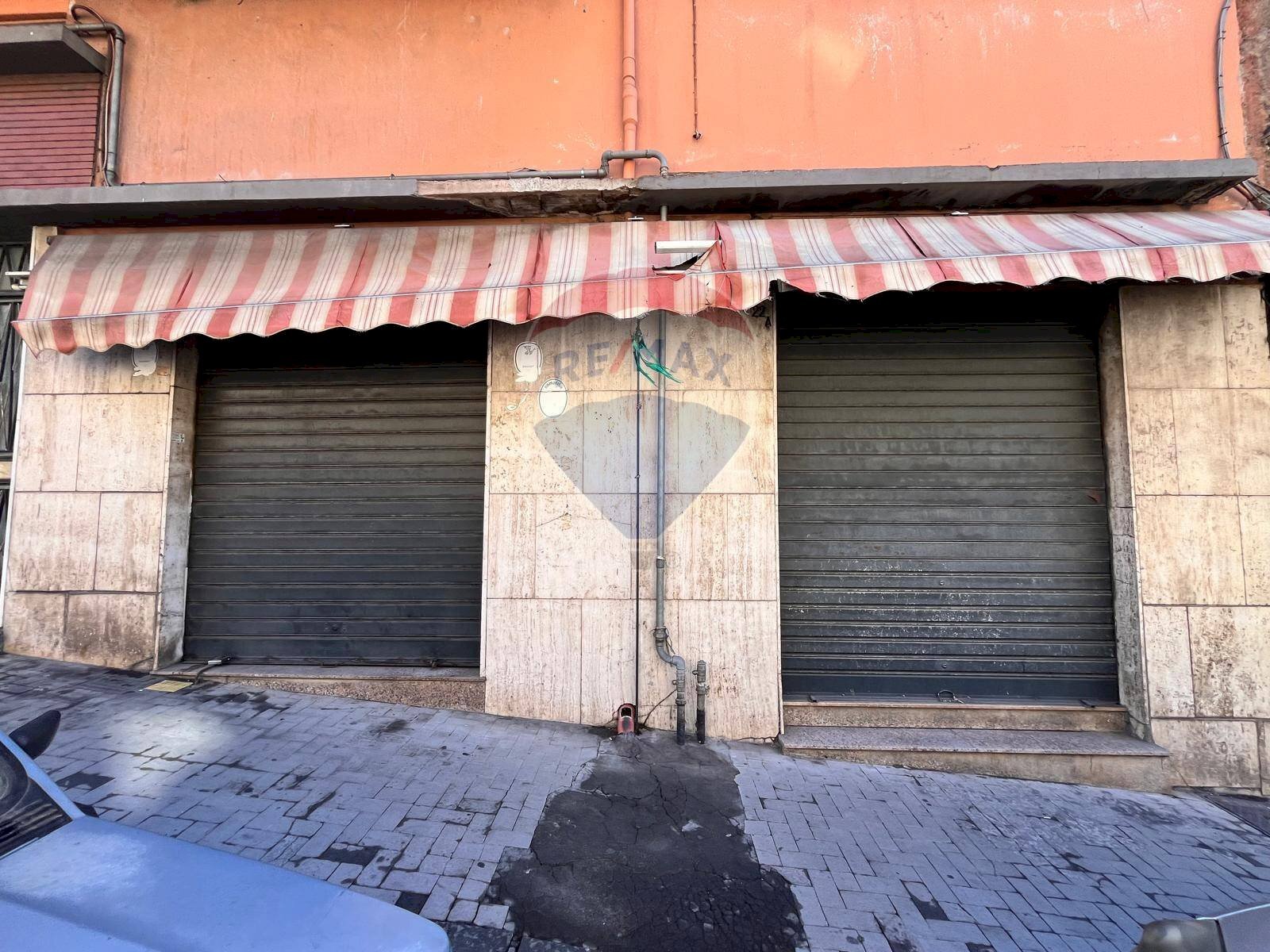 Edificio all\'aperto - Commercial Premises Via Vincenzo Casagrandi
 
22A/B, Catania - photo 1