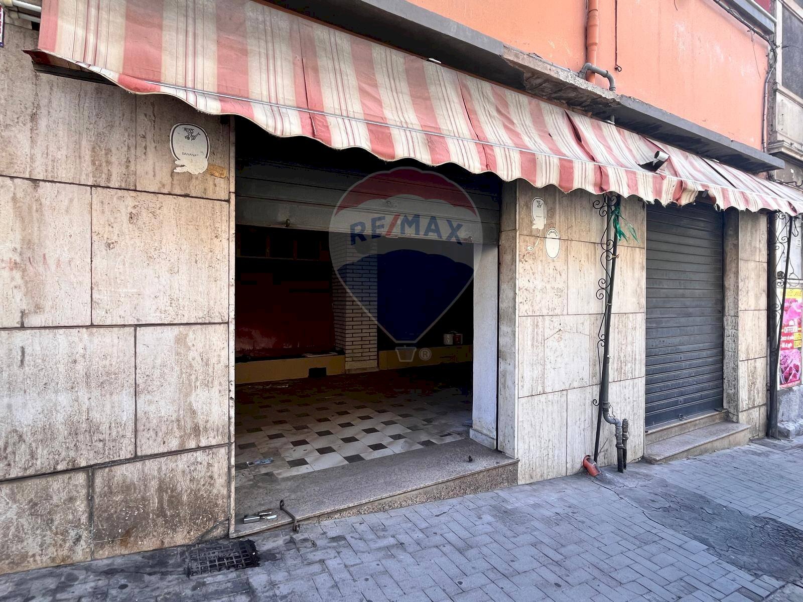 Edificio all\'aperto - Commercial Premises Via Vincenzo Casagrandi
 
22A/B, Catania - photo 3