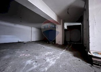 Parcheggio - Locale Commerciale Via Vincenzo Casagrandi
 
22A/B, Catania - foto 7