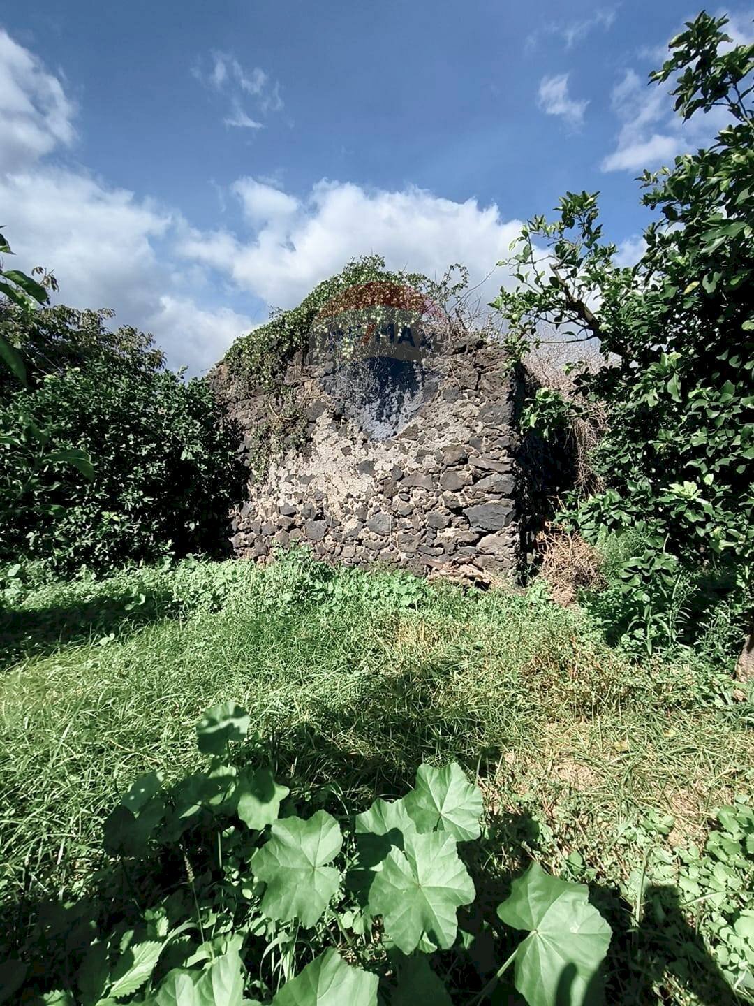Vista delle montagne - Terreno edificabile Via della Rinascita
 
19, Acireale - foto 3