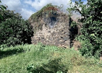 Vista delle montagne - Terreno edificabile Via della Rinascita
19, Acireale - foto 3