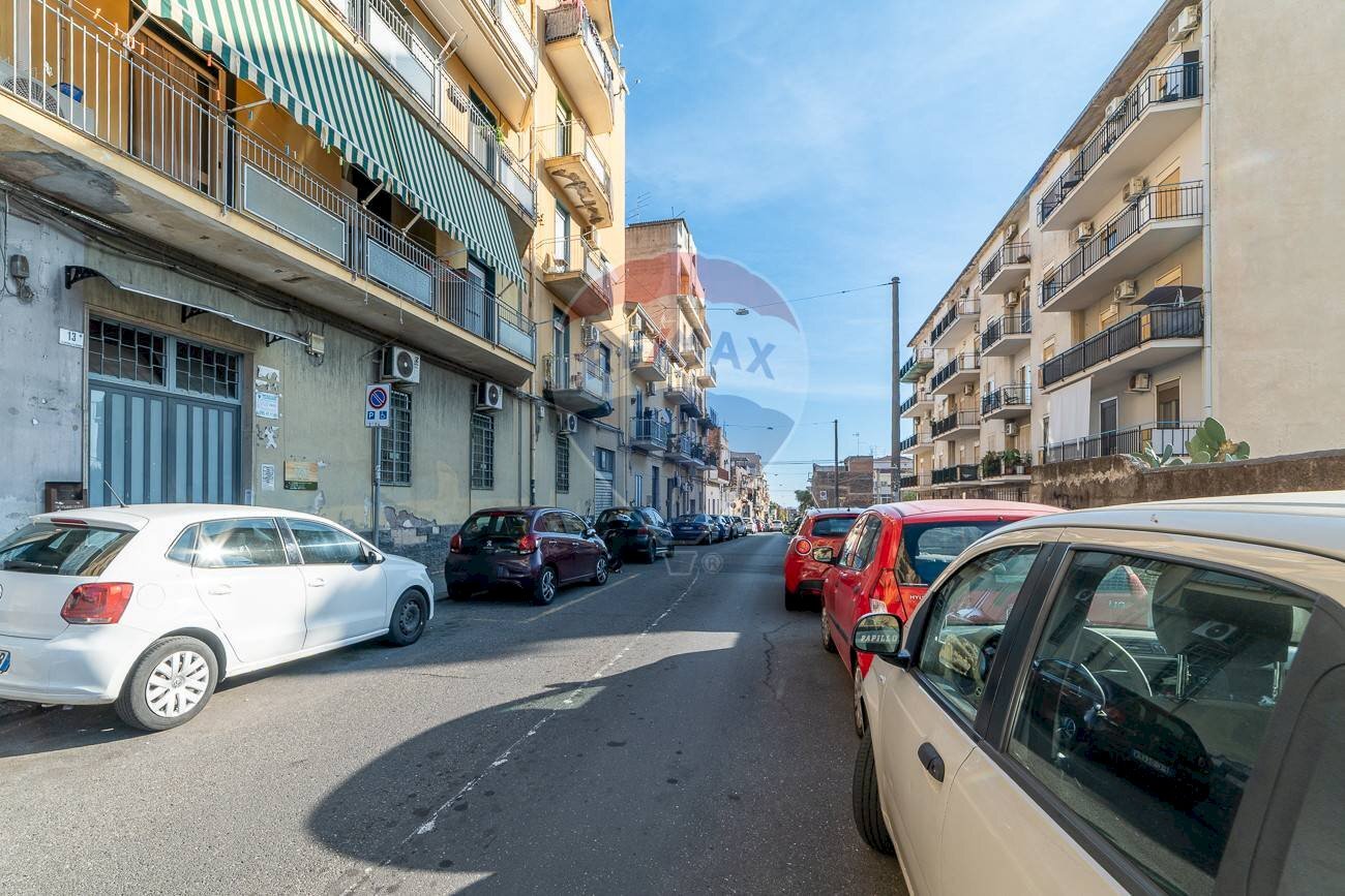 Edificio all\'aperto - Apartment Via Antonello Da Messina
 
13, Catania - photo 3