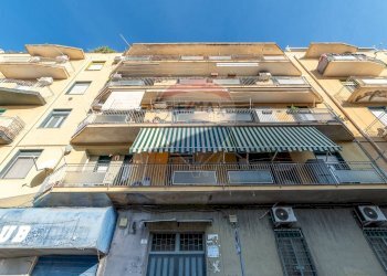 Edificio all\'aperto - Appartamento Via Antonello Da Messina
 
13, Catania - foto 2