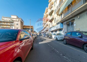 Edificio all\'aperto - Appartamento Via Antonello Da Messina
 
13, Catania - foto 4