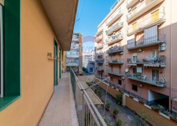 Balcone - Appartamento Via Antonello Da Messina
 
13, Catania - foto 15