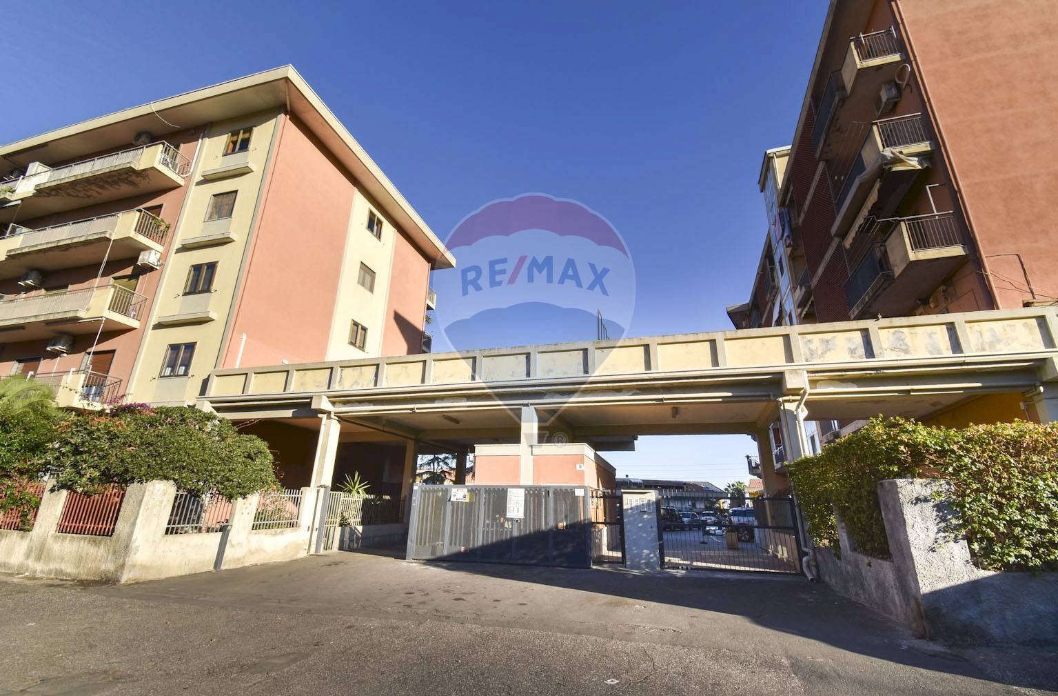 Edificio all\'aperto - Box Via Generale Di San Marzano
 
18, Catania - foto 1