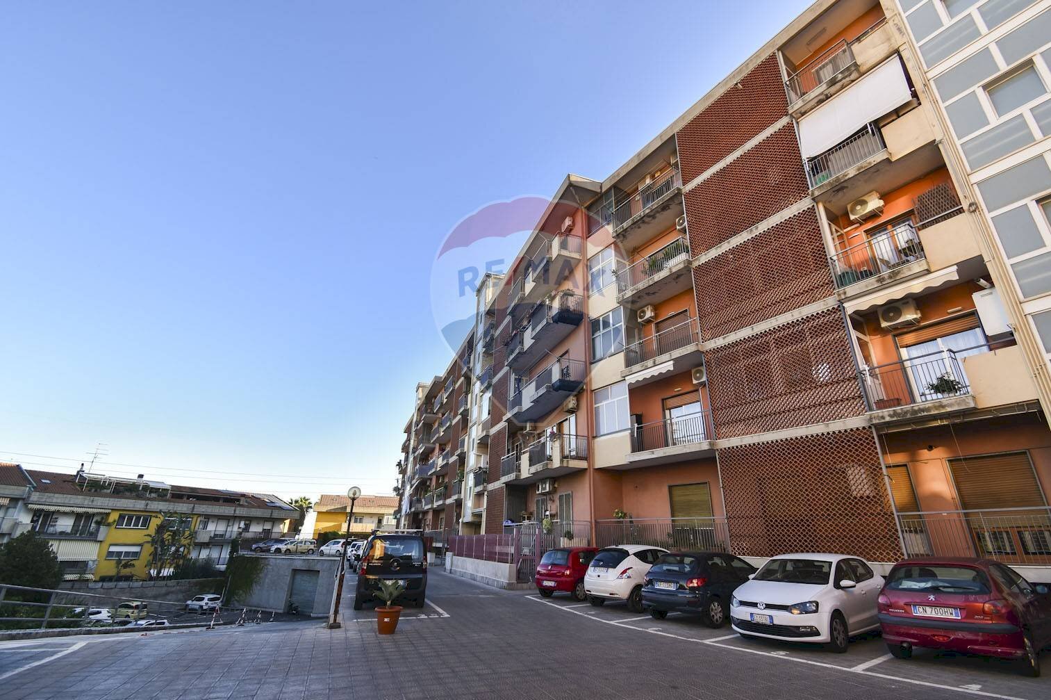 Edificio all\'aperto - Box Via Generale Di San Marzano
 
18, Catania - foto 2