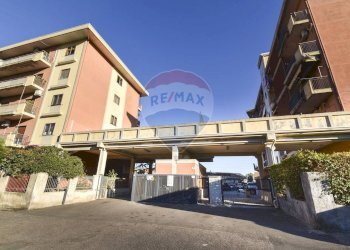 Edificio all\'aperto - Box Via Generale Di San Marzano
 
18, Catania - foto 1