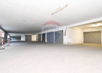 Parcheggio - Box Via Generale Di San Marzano
 
18, Catania - foto 12