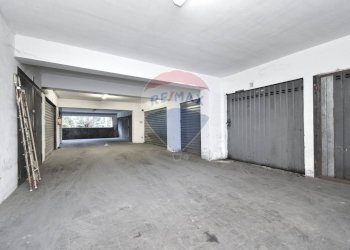 Parcheggio - Box Via Generale Di San Marzano
 
18, Catania - foto 13