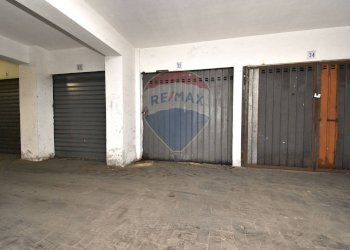 Parcheggio - Box Via Generale Di San Marzano
 
18, Catania - foto 15