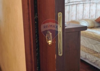 Dettagli - Quadrilocale Via Lenin
 
60, Misterbianco - foto 8