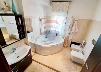 Bagno - Quadrilocale Via Lenin
 
60, Misterbianco - foto 22