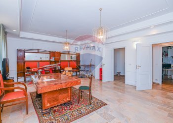 Sala da pranzo - Appartamento Viale Mario Milazzo
198, Caltagirone - foto 4