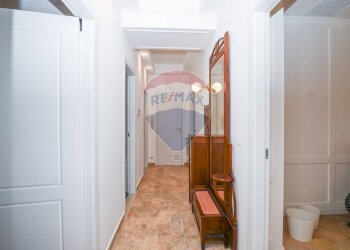 Hall / corridoio - Appartamento Viale Mario Milazzo
198, Caltagirone - foto 7