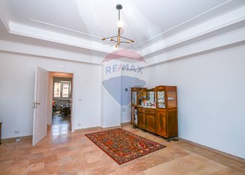 Stanza vuota - Appartamento Viale Mario Milazzo
198, Caltagirone - foto 12