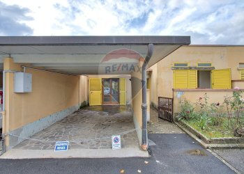 Parcheggio - Casa semi indipendente Via Pietro Gori
 
9, Cavriglia - foto 16