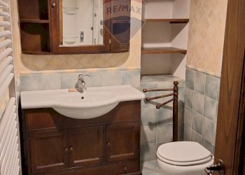 Bagno - Casa semi indipendente LOCALITA' PONINA CASA GIORGIO
 
207, Capolona - foto 6