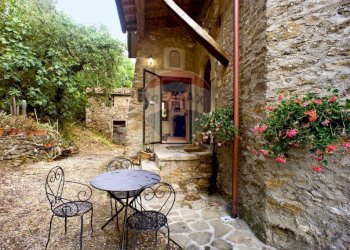 Casa all\'aperto - Casa semi indipendente LOCALITA' PONINA CASA GIORGIO
 
207, Capolona - foto 13