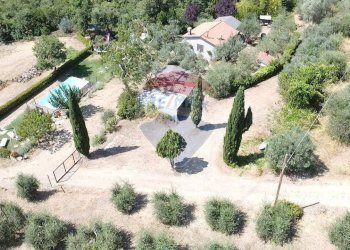 Giardino - Casa semi indipendente LOCALITA' PONINA CASA GIORGIO
 
207, Capolona - foto 15