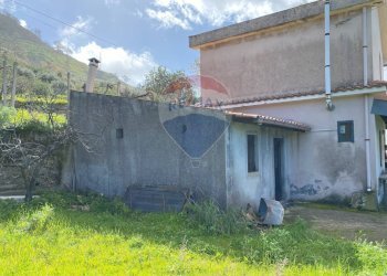 Casa all\'aperto - Terreno agricolo contrada acqualorto, Castelmola - foto 8