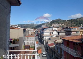 Edificio all\'aperto - Quadrilocale via umberto I
 
70, Gaggi - foto 23