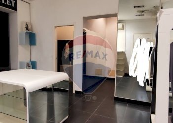 Cabina armadio - Shop VIALE PRINCIPèE UMBERTO
 
44, Caltagirone - photo 11