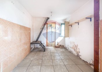 Stanza vuota - Casa indipendente Strada Statale 114 Orientale Sicula
 
159, Aci Castello - foto 10