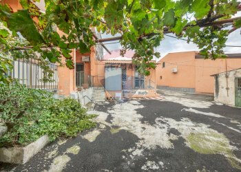 Casa all\'aperto - Casa indipendente Strada Statale 114 Orientale Sicula
 
159, Aci Castello - foto 15