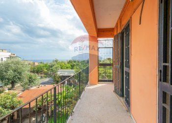 Balcone - Casa indipendente Strada Statale 114 Orientale Sicula
 
159, Aci Castello - foto 43