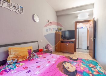 Camera / camera da letto - Trilocale Via San Pietro
 
73, Gazzuolo - foto 15