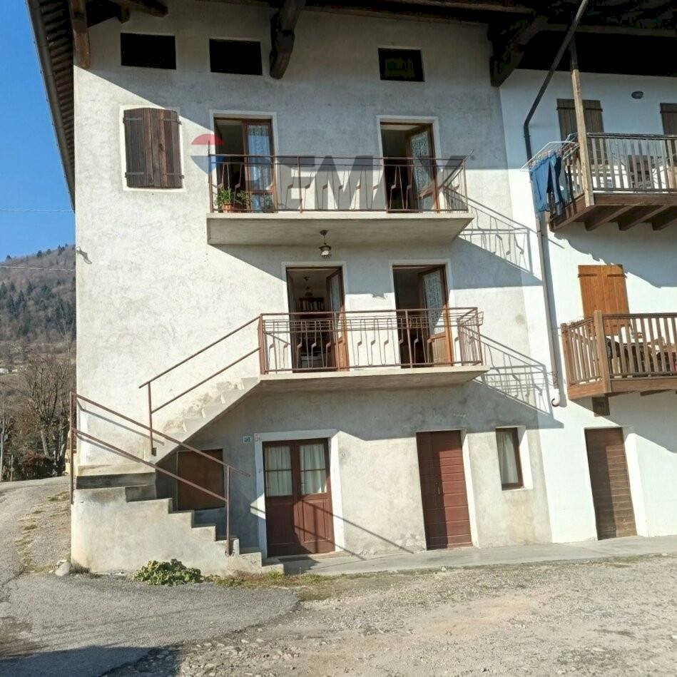 Edificio all\'aperto - Semi-detached house Via S. Rocco
 
39, Feltre - photo 1