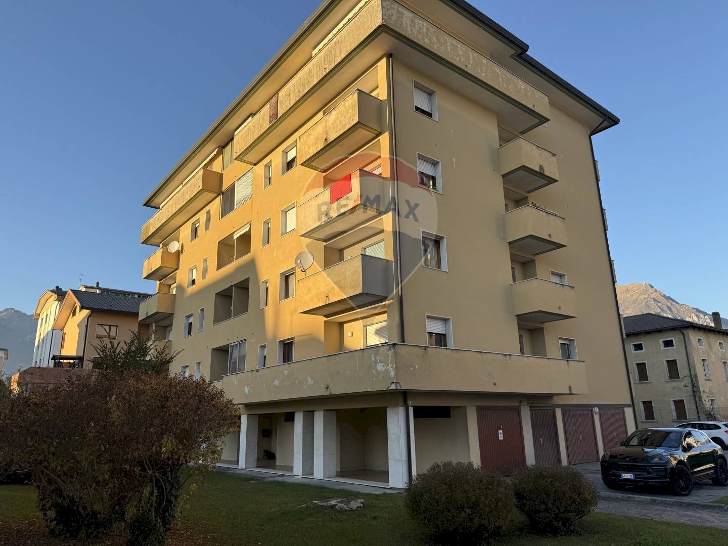 Edificio all\'aperto - Quadrilocale Via Alpago Novello
 
11, Belluno - foto 1