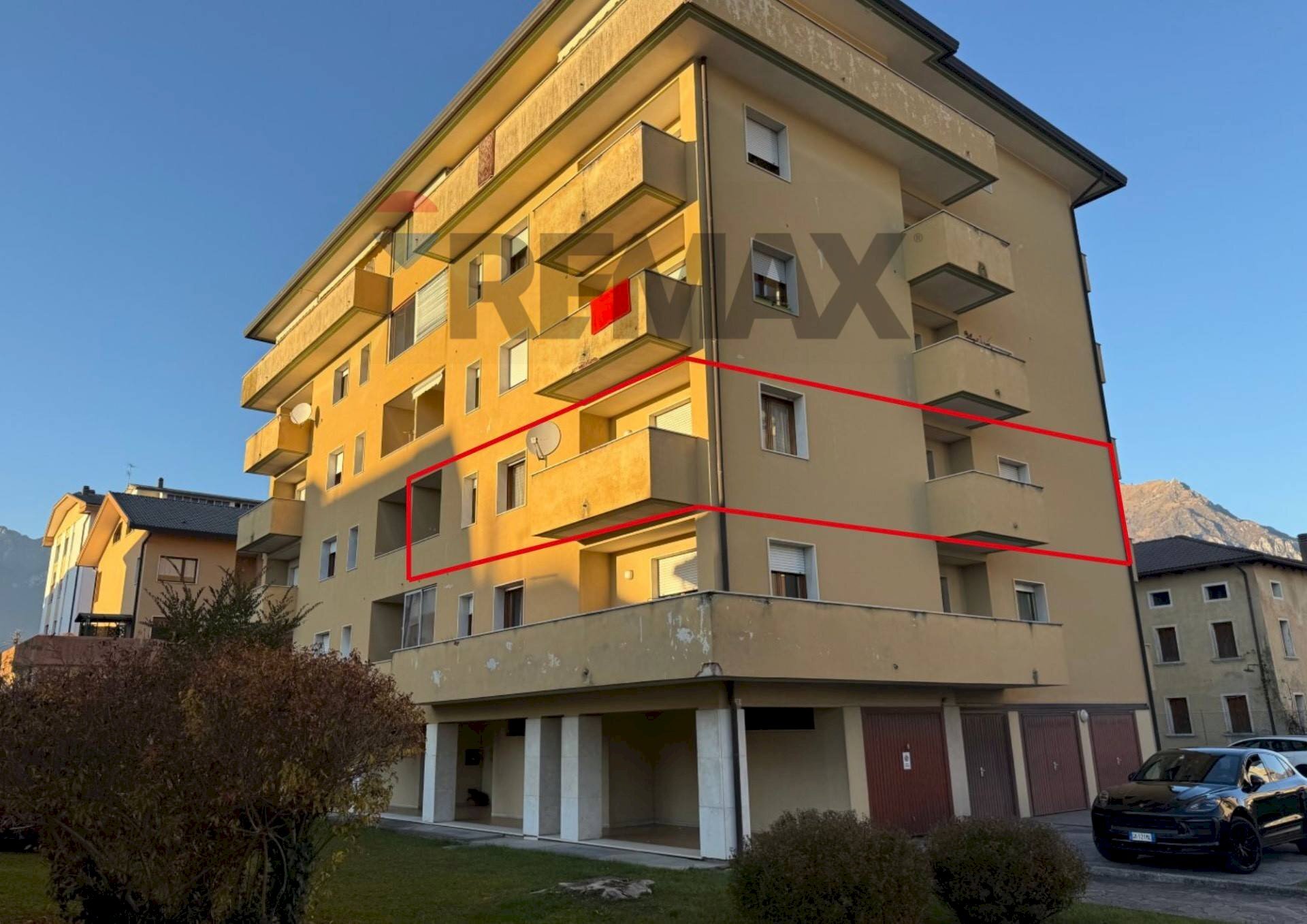 Edificio all\'aperto - Quadrilocale Via Alpago Novello
 
11, Belluno - foto 1