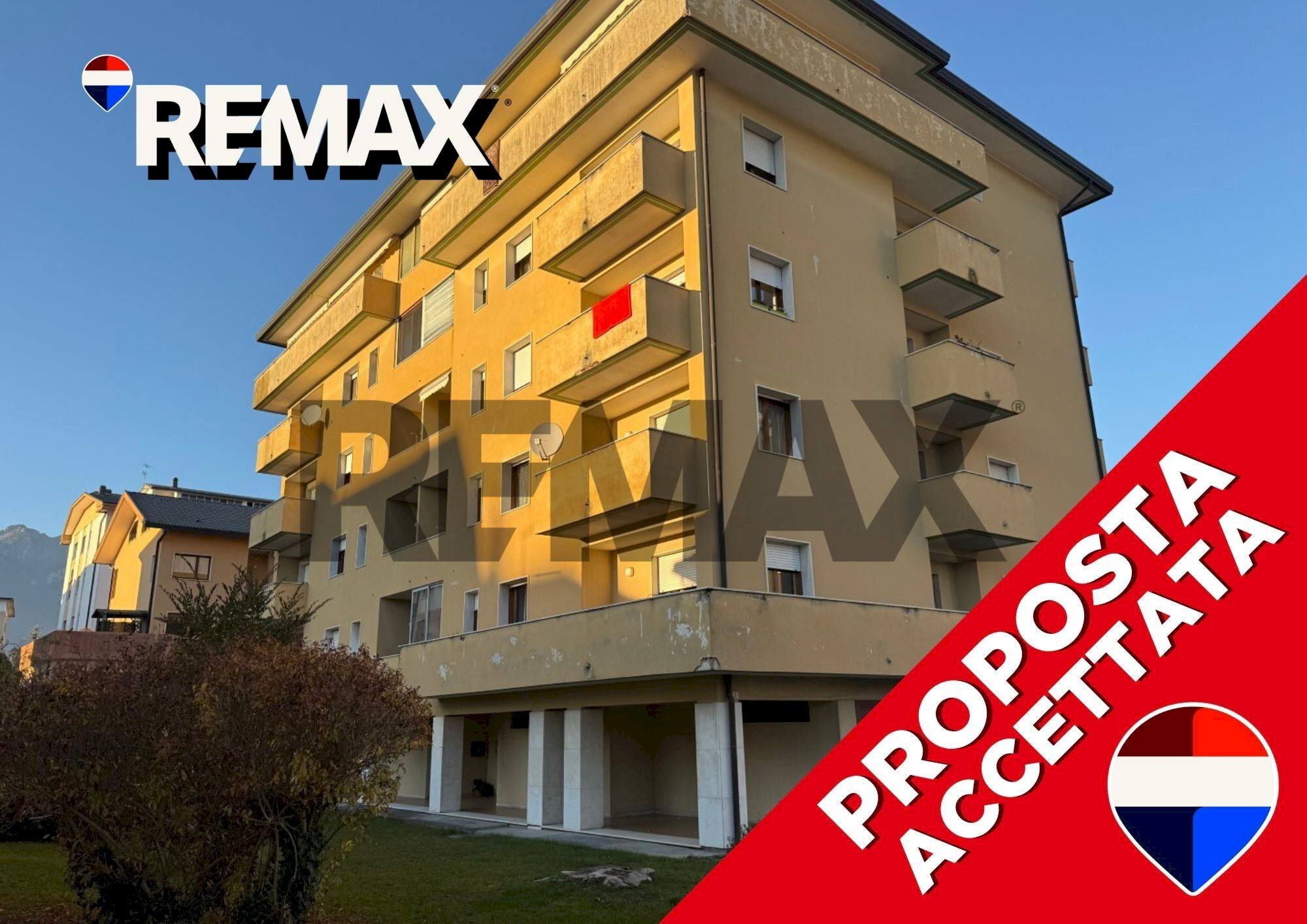 Edificio all\'aperto - Quadrilocale Via Alpago Novello
 
11, Belluno - foto 1