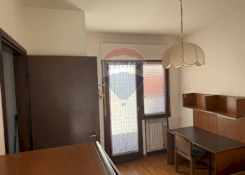 Camera / camera da letto - Quadrilocale Via Alpago Novello
 
11, Belluno - foto 8