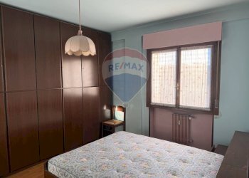 Camera / camera da letto - Quadrilocale Via Alpago Novello
 
11, Belluno - foto 11