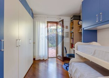 Camera / camera da letto - Villa Ancona - photo 27