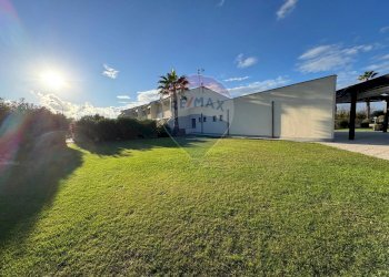 Giardino - Villa a Schiera Viale Sicilia
 
27, Sabaudia - foto 17