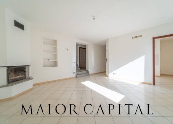 Foto 3 - Villa a Schiera Via Canalis
 
snc, Tula - foto 3