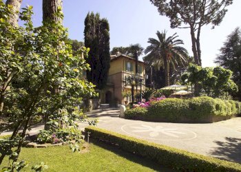 Foto 10 - Hotel Via Anagnina
 
10, Grottaferrata - photo 10