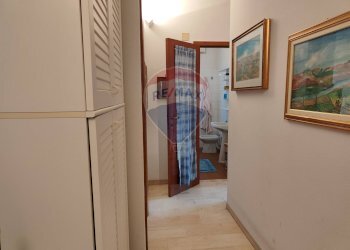 Hall / corridoio - Trilocale Via San Girolamo Emiliani
 
14, Rapallo - foto 22